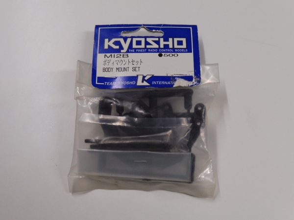 Kyosho Mantis Body Mount Set #MI2B